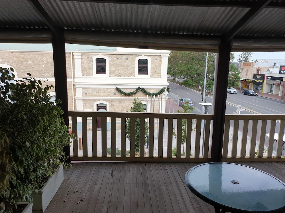 Balcony On Sixth Lodge Murray Bridge Dış mekan fotoğraf